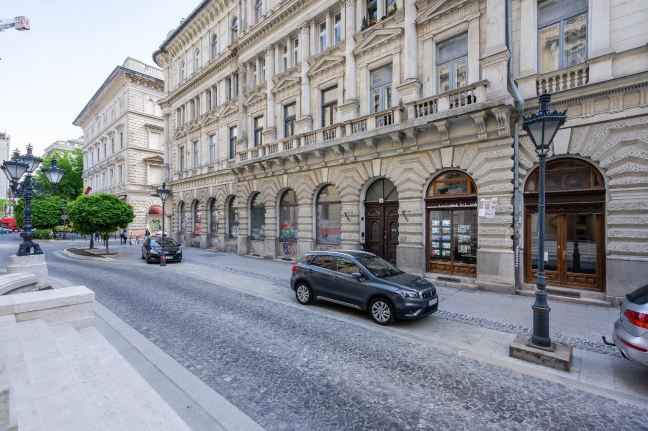 Opera Luxury Apartment With Free Parking Budapest Esterno foto